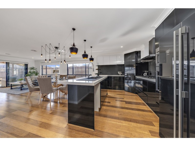 10 Anakie Court, Ngunnawal ACT 2913