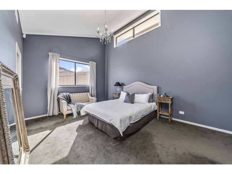 10 Anakie Court, Ngunnawal ACT 2913