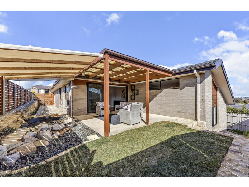 10 Anakie Court, Ngunnawal ACT 2913