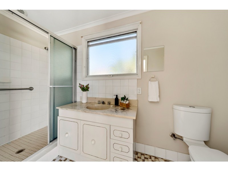 16 Sculptor Street, Giralang ACT 2617