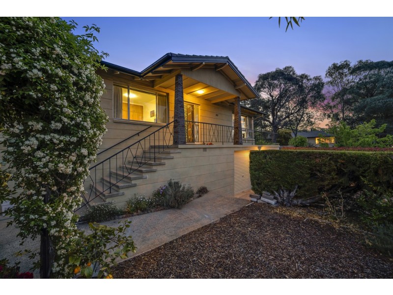 102 Shumack Street, Weetangera ACT 2614