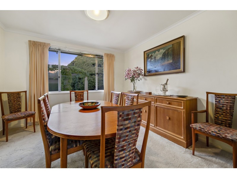 102 Shumack Street, Weetangera ACT 2614