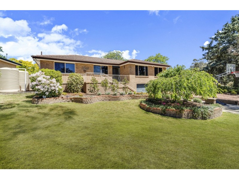 24 Abernethy Street, Weetangera ACT 2614