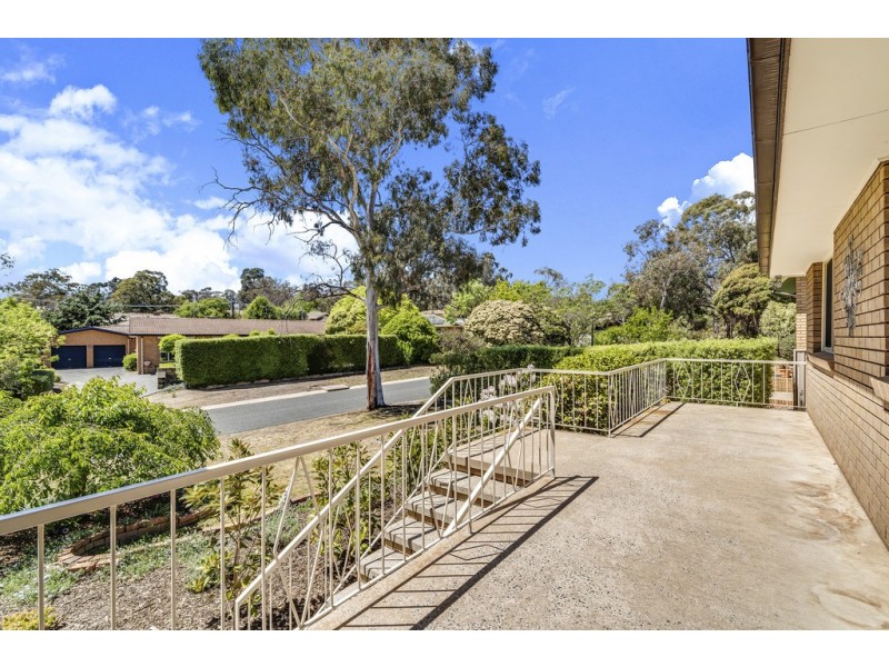 24 Abernethy Street, Weetangera ACT 2614