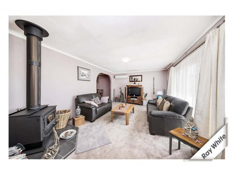 6 Southam Place, Holt ACT 2615