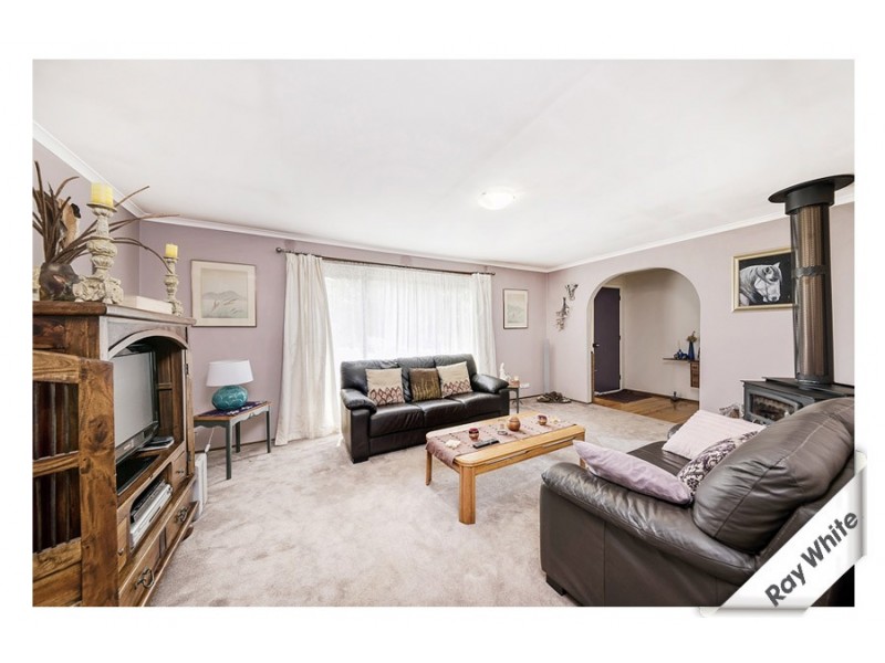 6 Southam Place, Holt ACT 2615