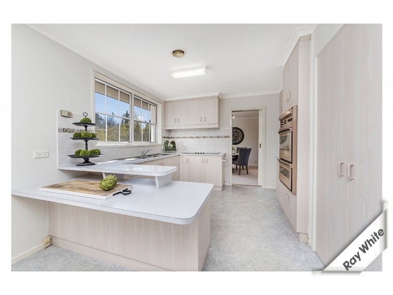 8 Mayo Street, Weetangera ACT 2614