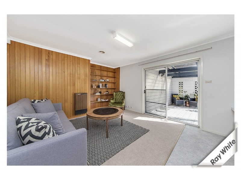 8 Mayo Street, Weetangera ACT 2614