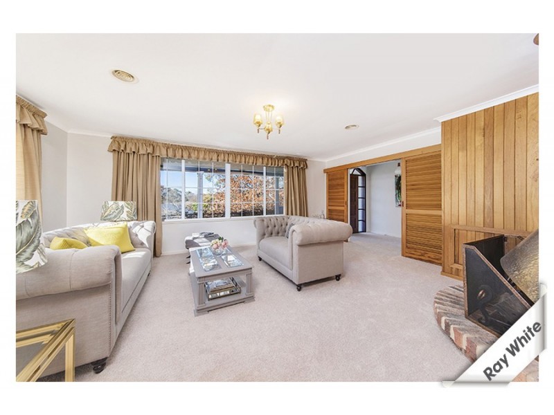 8 Mayo Street, Weetangera ACT 2614