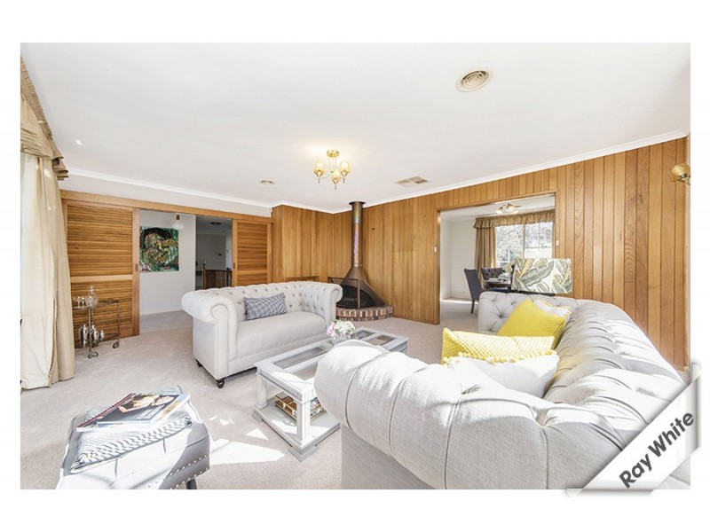 8 Mayo Street, Weetangera ACT 2614