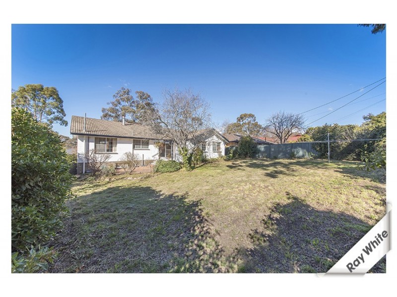 8 Mayo Street, Weetangera ACT 2614
