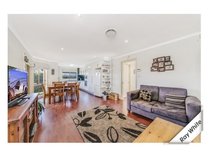 18 Grove Place, Dunlop ACT 2615