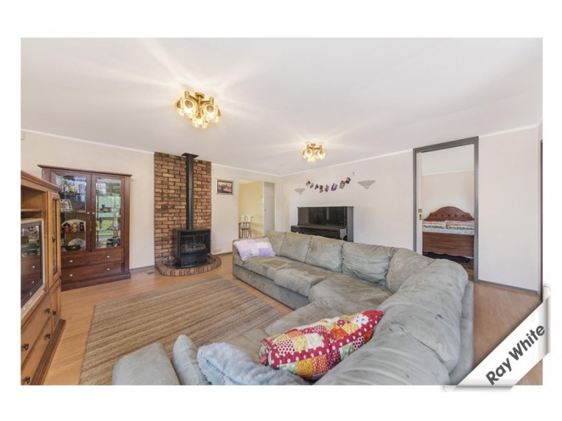 4 Cazaly Close, Holt ACT 2615