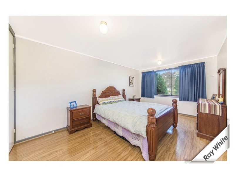 4 Cazaly Close, Holt ACT 2615