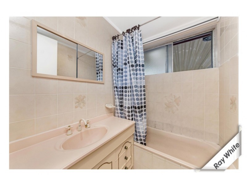 4 Cazaly Close, Holt ACT 2615
