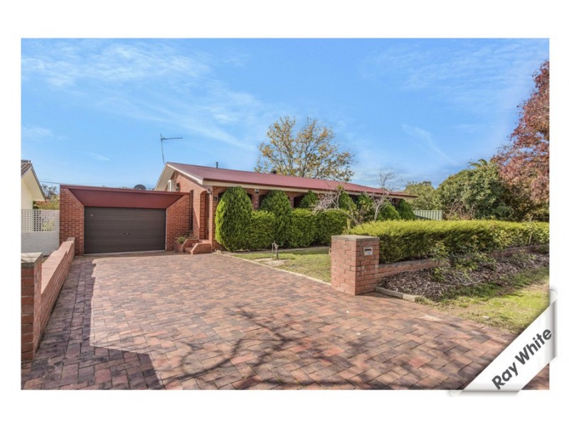 4 Cazaly Close, Holt ACT 2615