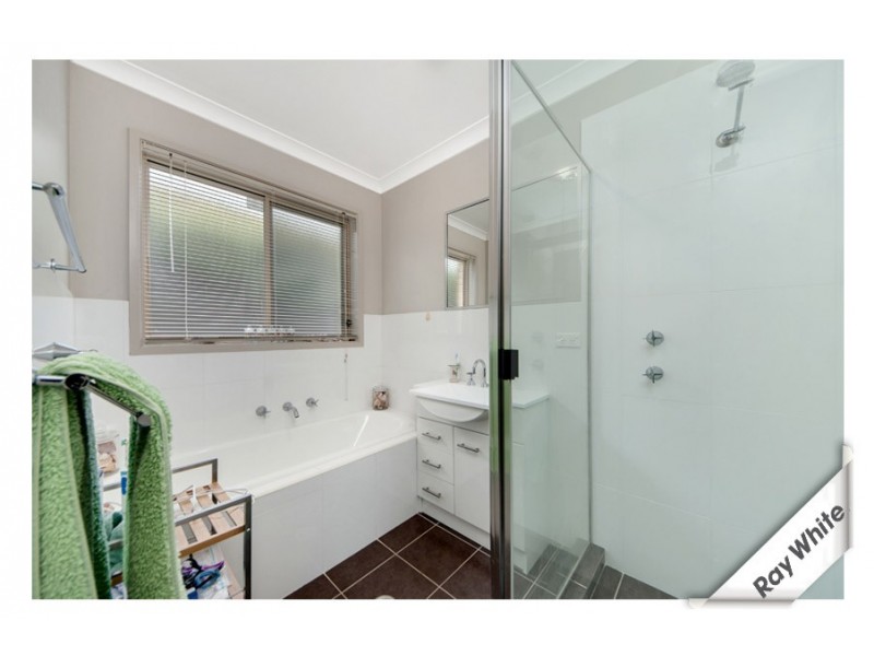 2/20 Splayd Close, Dunlop ACT 2615