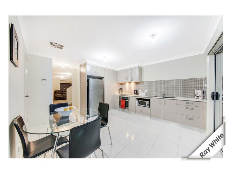 2/6 Clark Close, Spence ACT 2615