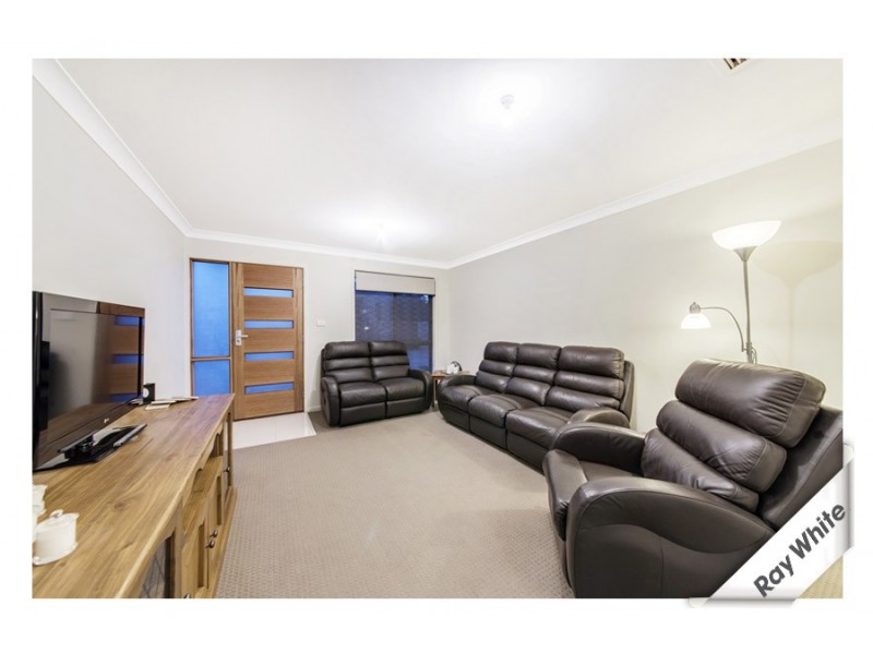 2/6 Clark Close, Spence ACT 2615