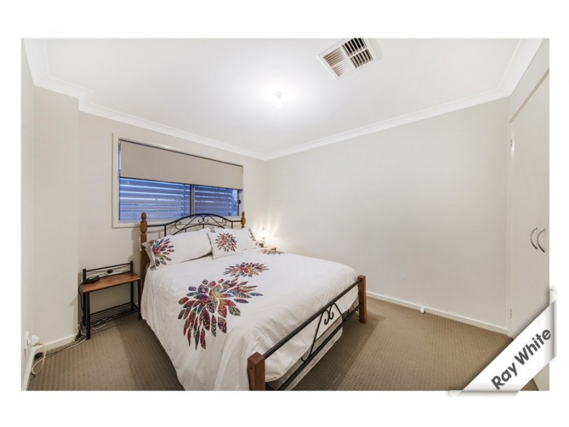 2/6 Clark Close, Spence ACT 2615
