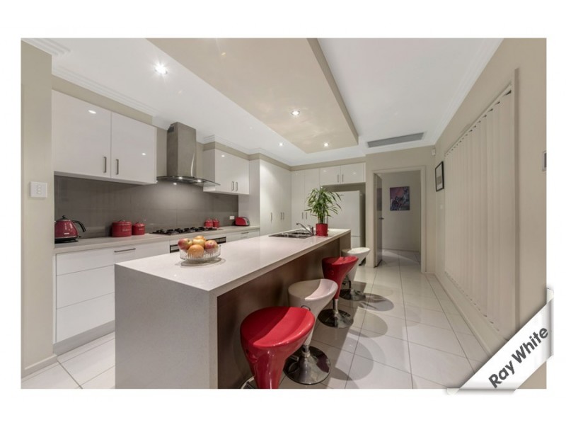 10 Winchester Street, Casey ACT 2913