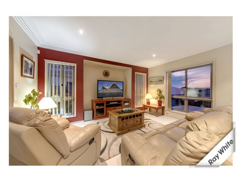 10 Winchester Street, Casey ACT 2913