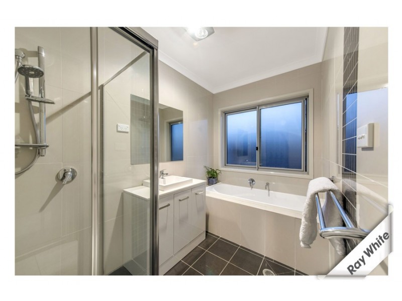 10 Winchester Street, Casey ACT 2913