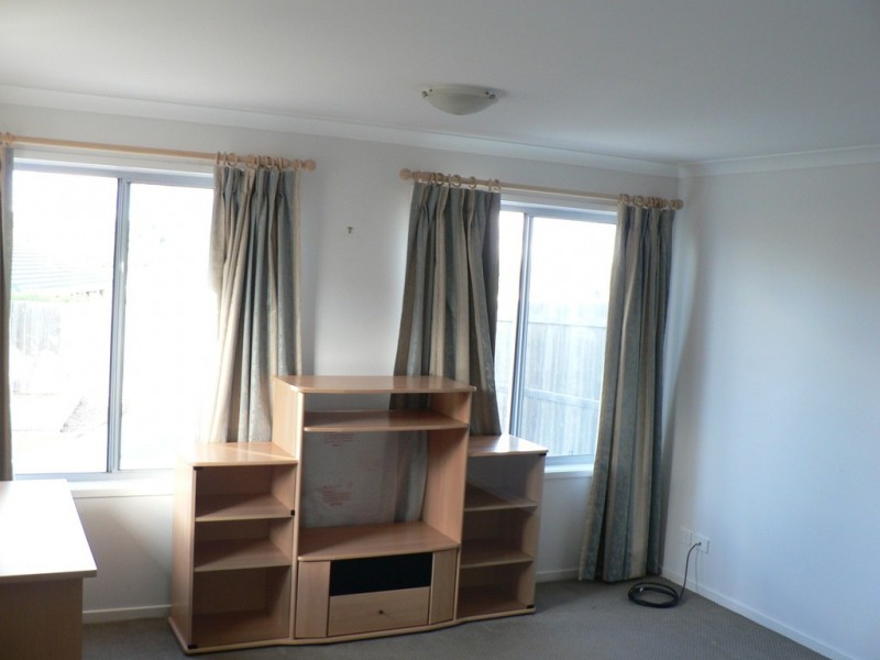 10 John James Loop, Macgregor ACT 2615