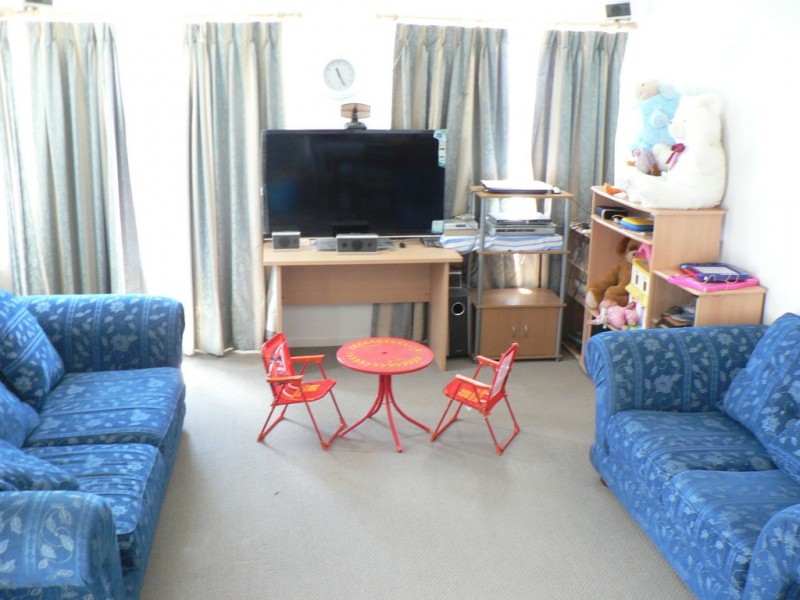 10 John James Loop, Macgregor ACT 2615