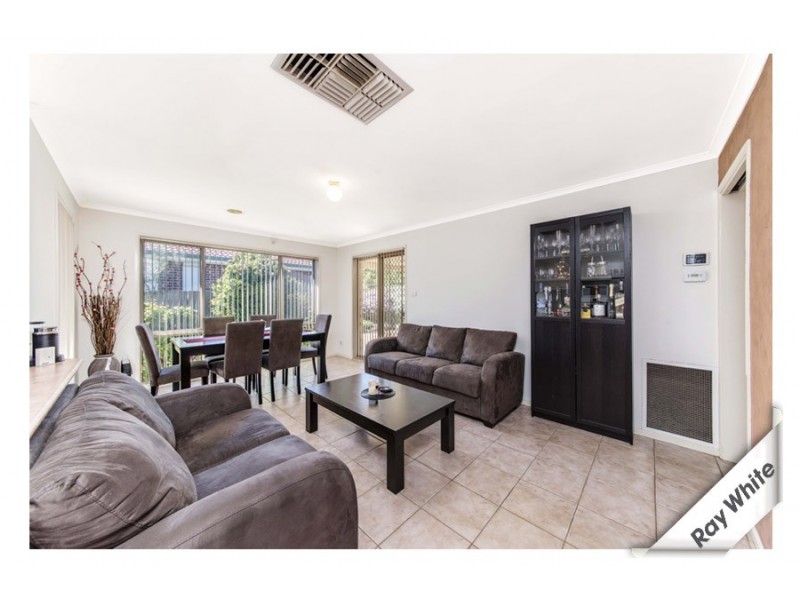 50 Tarrant Crescent, Dunlop ACT 2615