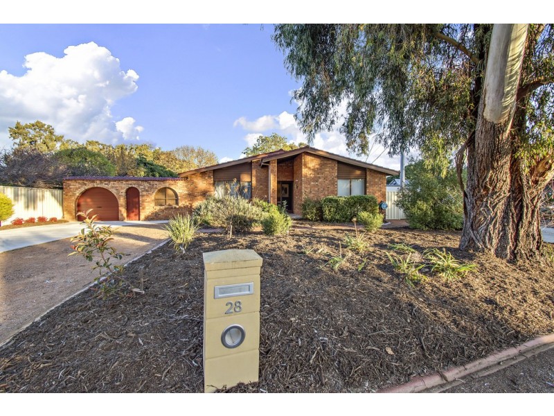 28 Greenough Circuit, Kaleen ACT 2617