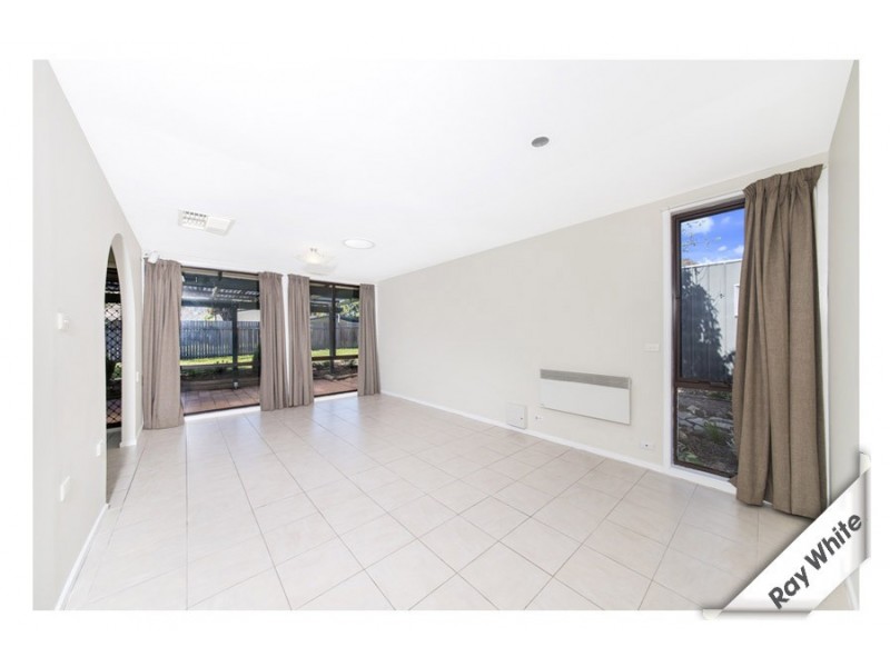 18 Napthali Close, Charnwood ACT 2615