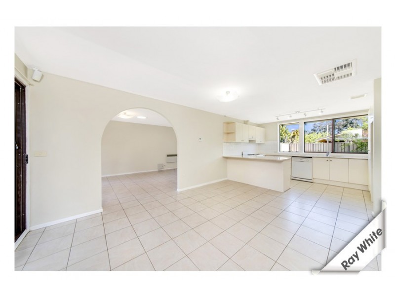 18 Napthali Close, Charnwood ACT 2615