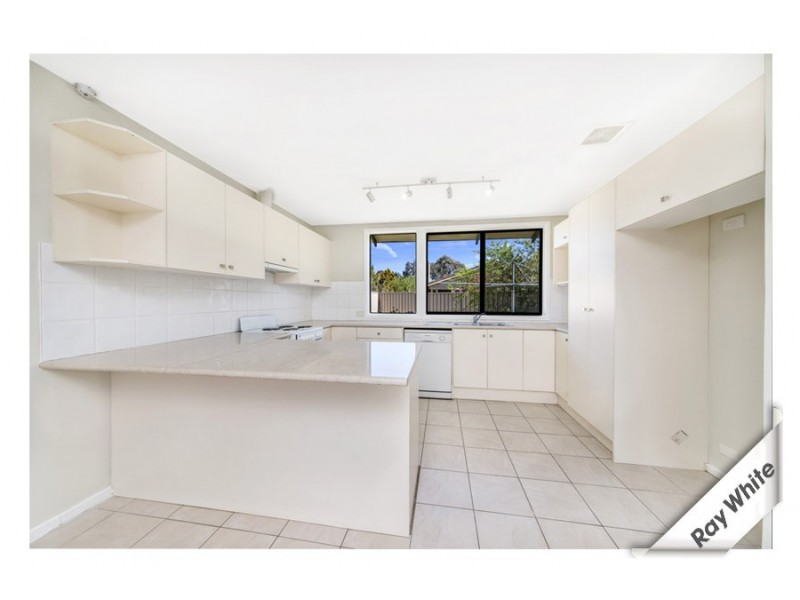 18 Napthali Close, Charnwood ACT 2615
