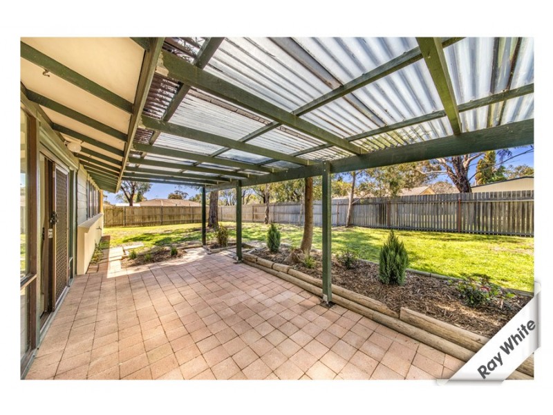 18 Napthali Close, Charnwood ACT 2615