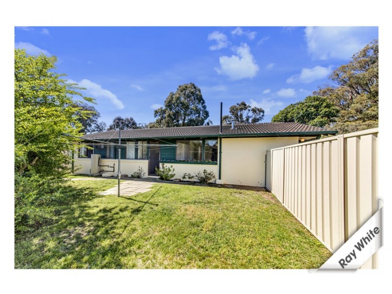 18 Napthali Close, Charnwood ACT 2615