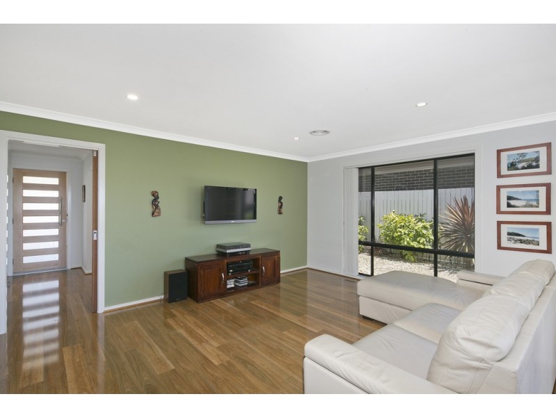 36 Winchester Street, Casey ACT 2913