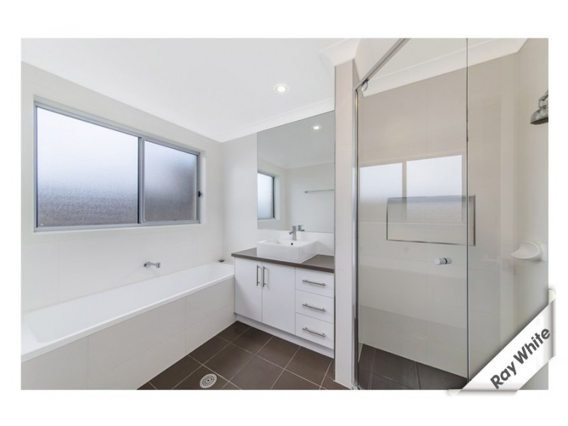 48 Loma Ruddock Street, Forde ACT 2914