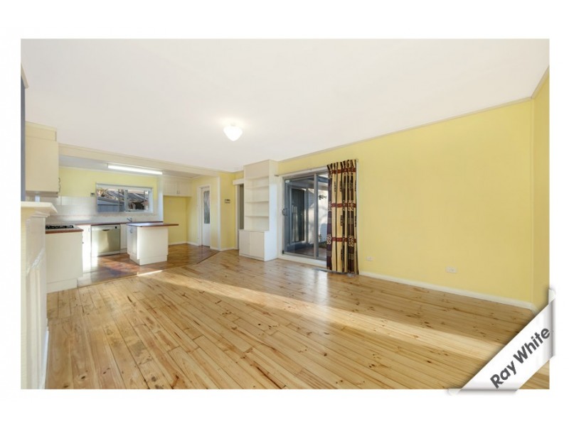 9 Lumeah Street, Narrabundah ACT 2604