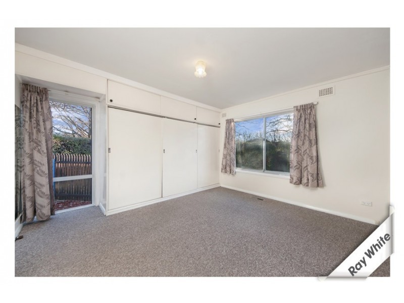 9 Lumeah Street, Narrabundah ACT 2604