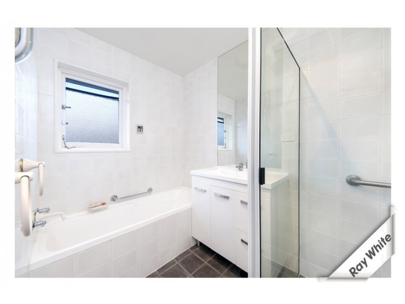 9 Lumeah Street, Narrabundah ACT 2604