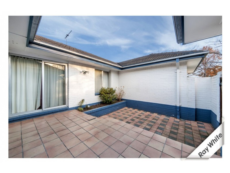 9 Lumeah Street, Narrabundah ACT 2604