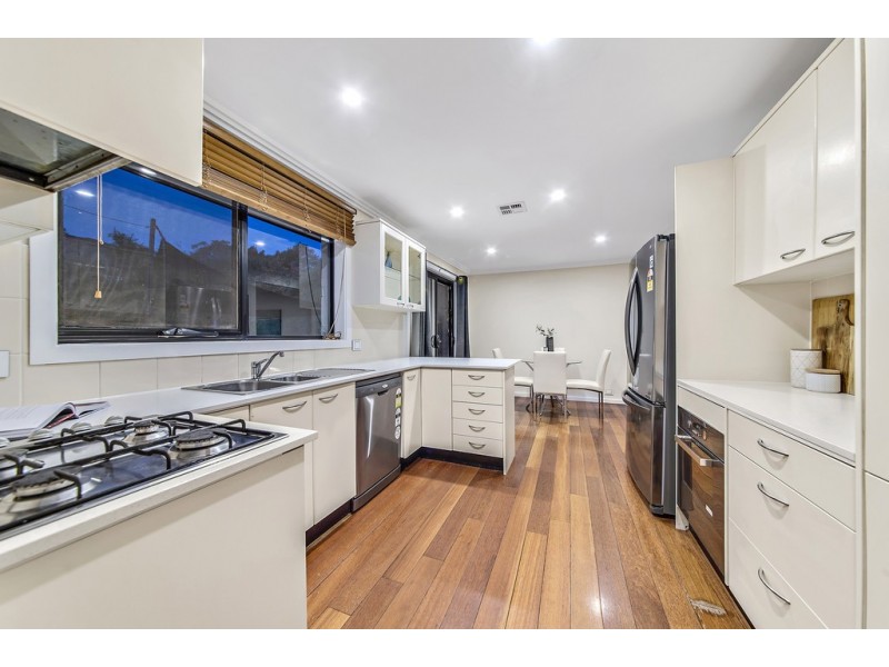 7 Aaron Place, Macgregor ACT 2615