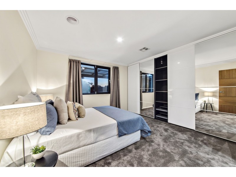 7 Aaron Place, Macgregor ACT 2615