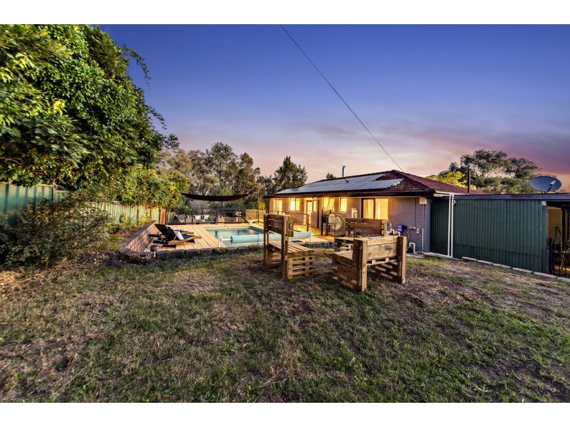 7 Aaron Place, Macgregor ACT 2615