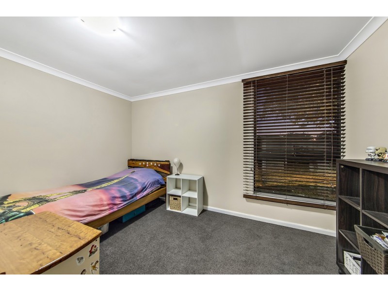 7 Aaron Place, Macgregor ACT 2615