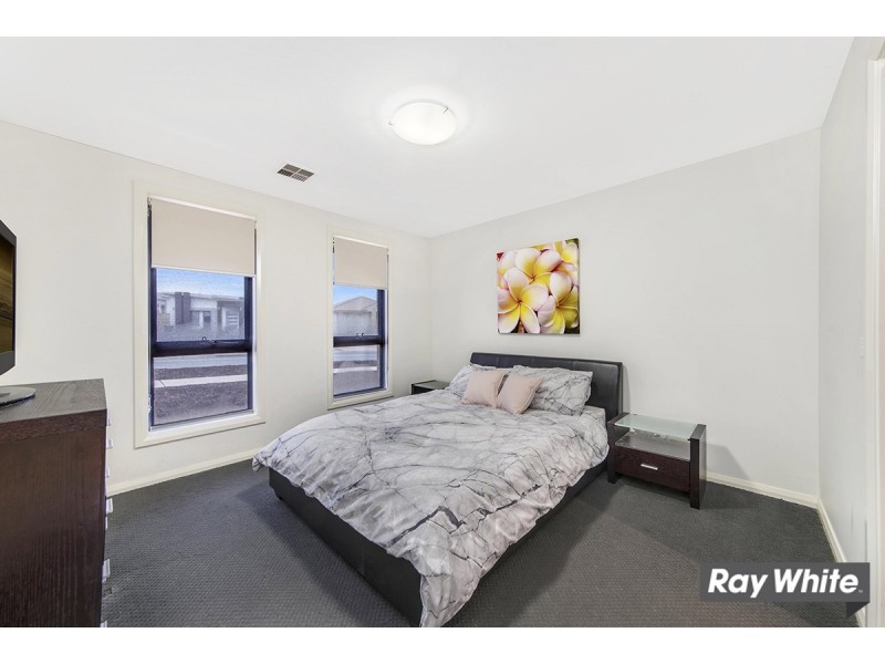 70 Refshauge Crescent, Macgregor ACT 2615