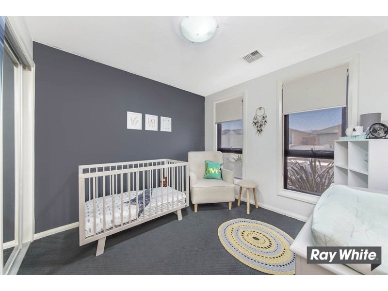 70 Refshauge Crescent, Macgregor ACT 2615