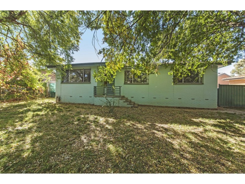 12 Bindiri Place, Giralang ACT 2617