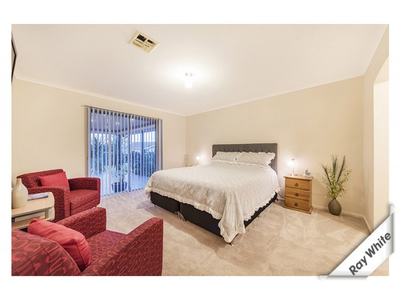 77 Springvale Drive, Weetangera ACT 2614